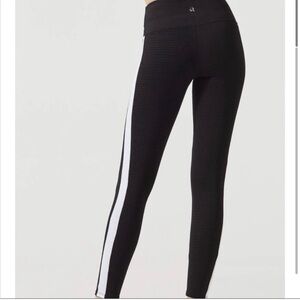 Strut-This waffle gemma leggings medium with white stripe